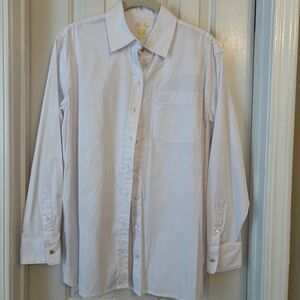Lilly Pulitzer Crisp White Button Up Shirt in Size XS NWOT